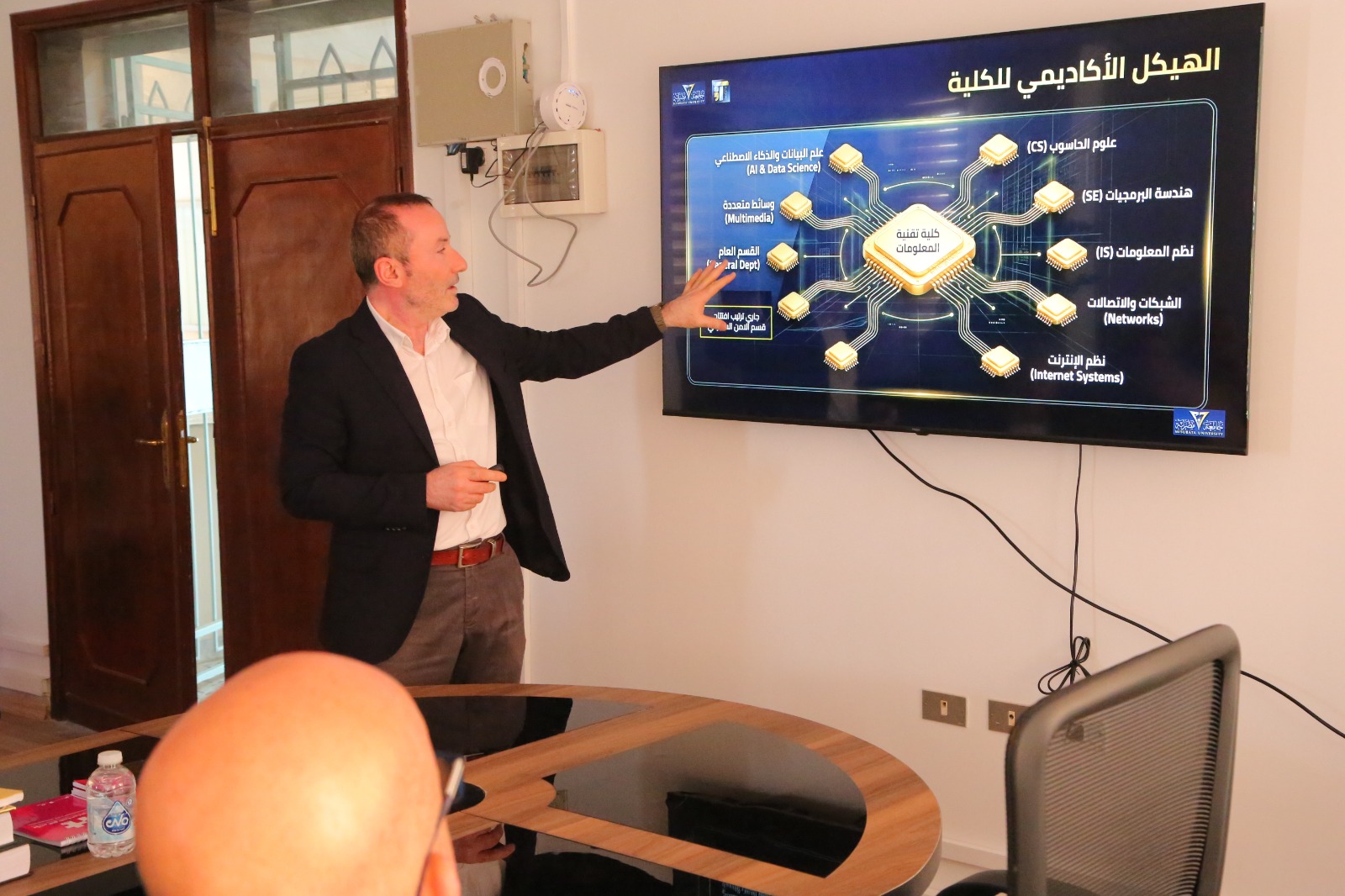 كلية تقنية المعلومات بجامعة مصراتة تستقبل فريق التدقيق التابع للمركز الوطني لضمان الجودة والاعتماد